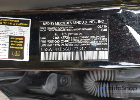 2016 Mercedes-Benz C 300 4Matic/Luxury 4Matic/Sport 4Matic z USA, uszkodzony, nr VIN 55SWF4KB6GU172347